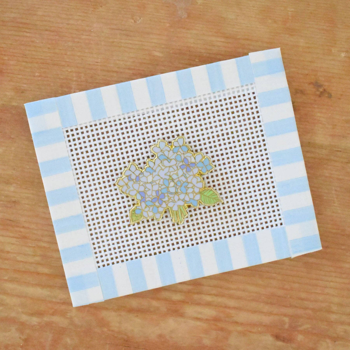 Hydrangea Bloom Needle Minder - Sara Fitz