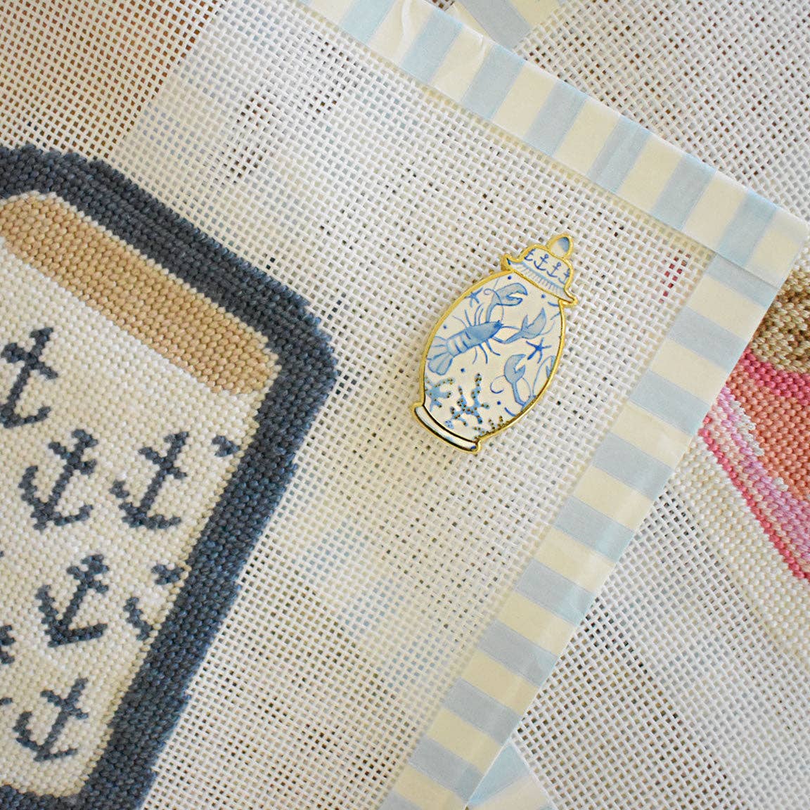 Ginger Jar Needle Minder - Sara Fitz